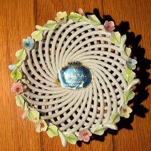 Antique porcelain dish F.lli Mollica & C. Porcellana Capodimonte Pastel flowers